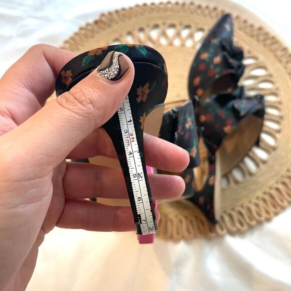 Gianni Bini Black Floral Print Twist Knot Pointed Toe Mules Size 10 - Picture 14 of 14